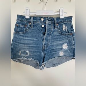 Levi’s 501 shorts - Medium Wash